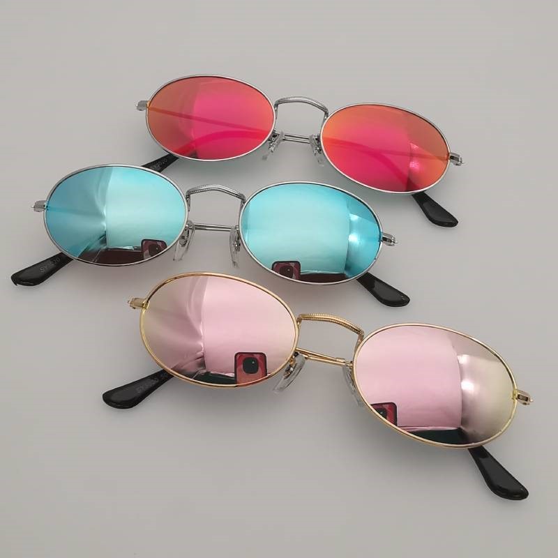 Lunettes de soleil ovales vintage pour femmes et hommes, monture en métal rétro, verres roses, rouges et bleus, lunettes de soleil tendance, style punk, protection UV400