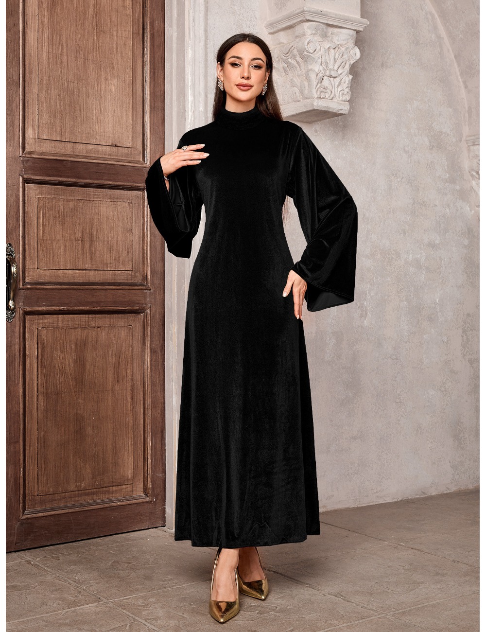 Robe en velours d'Arabie Saoudite du Moyen-Orient avec manches cloche et ceinture zippée