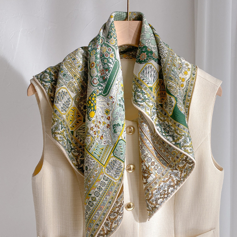 Foulards de cou Femme soie laine carré écharpe châle pour sac de luxe mince Petite écharpe Foulards hiver foulards Foulard Femmes Chic