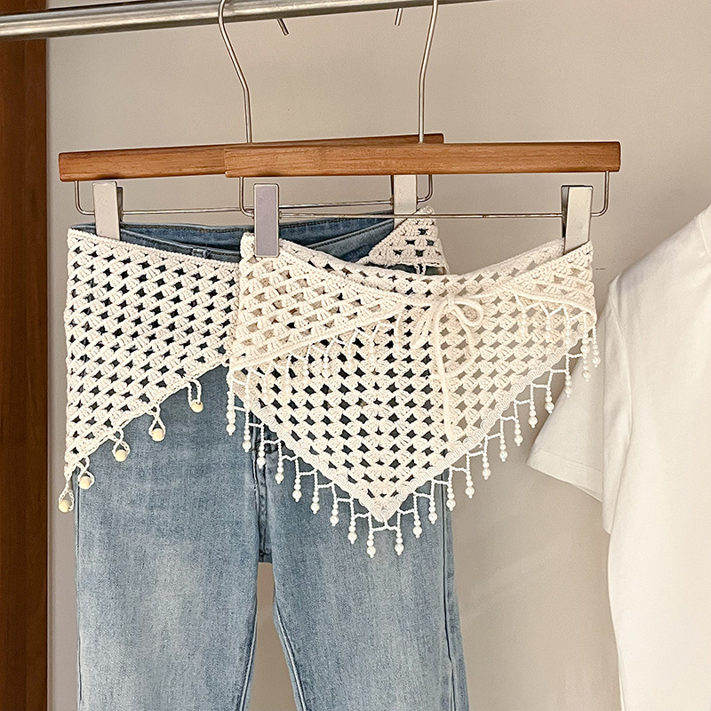 Foulard triangulaire en dentelle, ceinture large pour jeans, écharpe triangulaire de taille, écharpe en soie idyllique à superposer sur une jupe