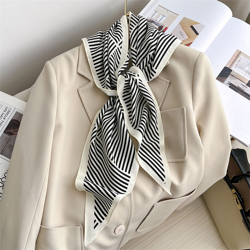 Mode luxe femmes Triangle sergé foulard en soie rayure impression concepteur Long ruban foulards foulard