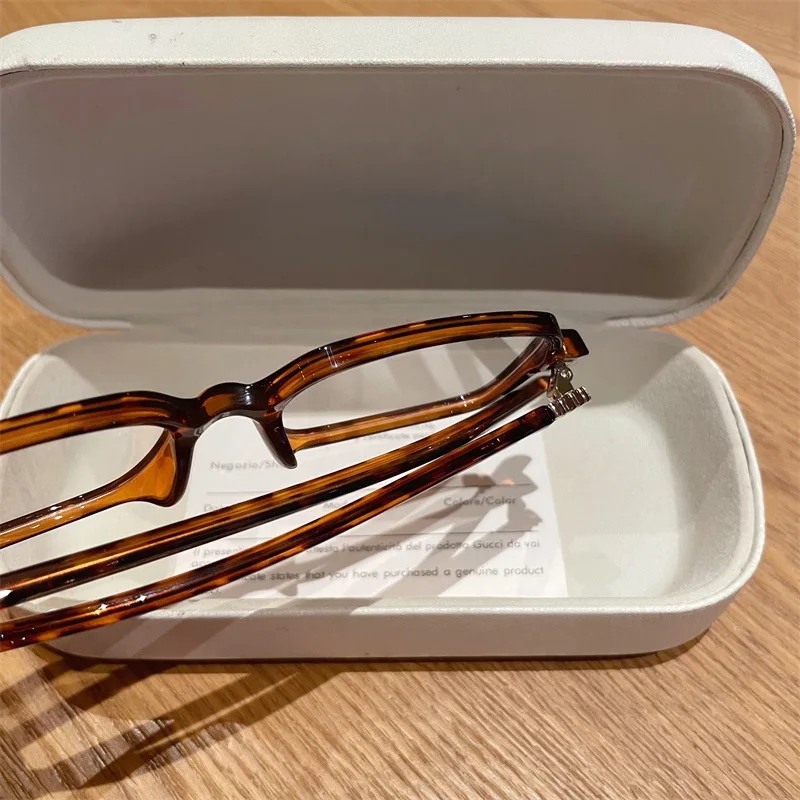 Lunettes de myopie carrées pour femmes, monture rétro ultra légère, confortables et polyvalentes, lunettes Anti-lumière bleue pour hommes