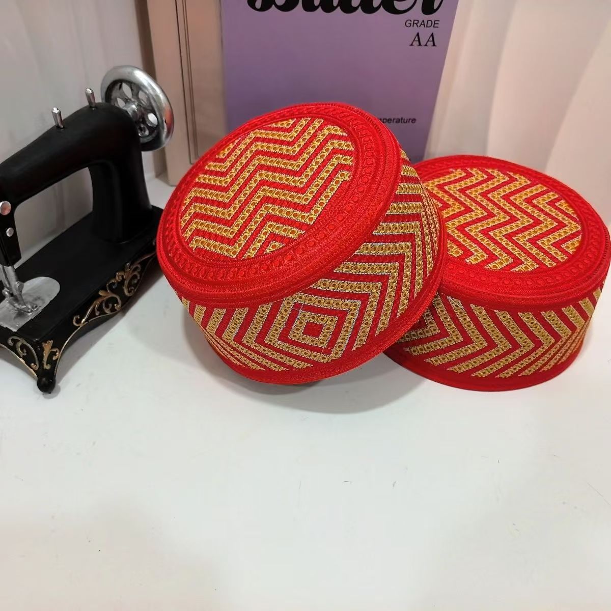 Nouveaux chapeaux musulmans pour hommes, chapeau de prière brodé pour l'Aïd, bonnet ethnique de luxe, cadeau de mariage islamique, casquette de Dubaï, casquette saoudienne, casquettes africaines dorées