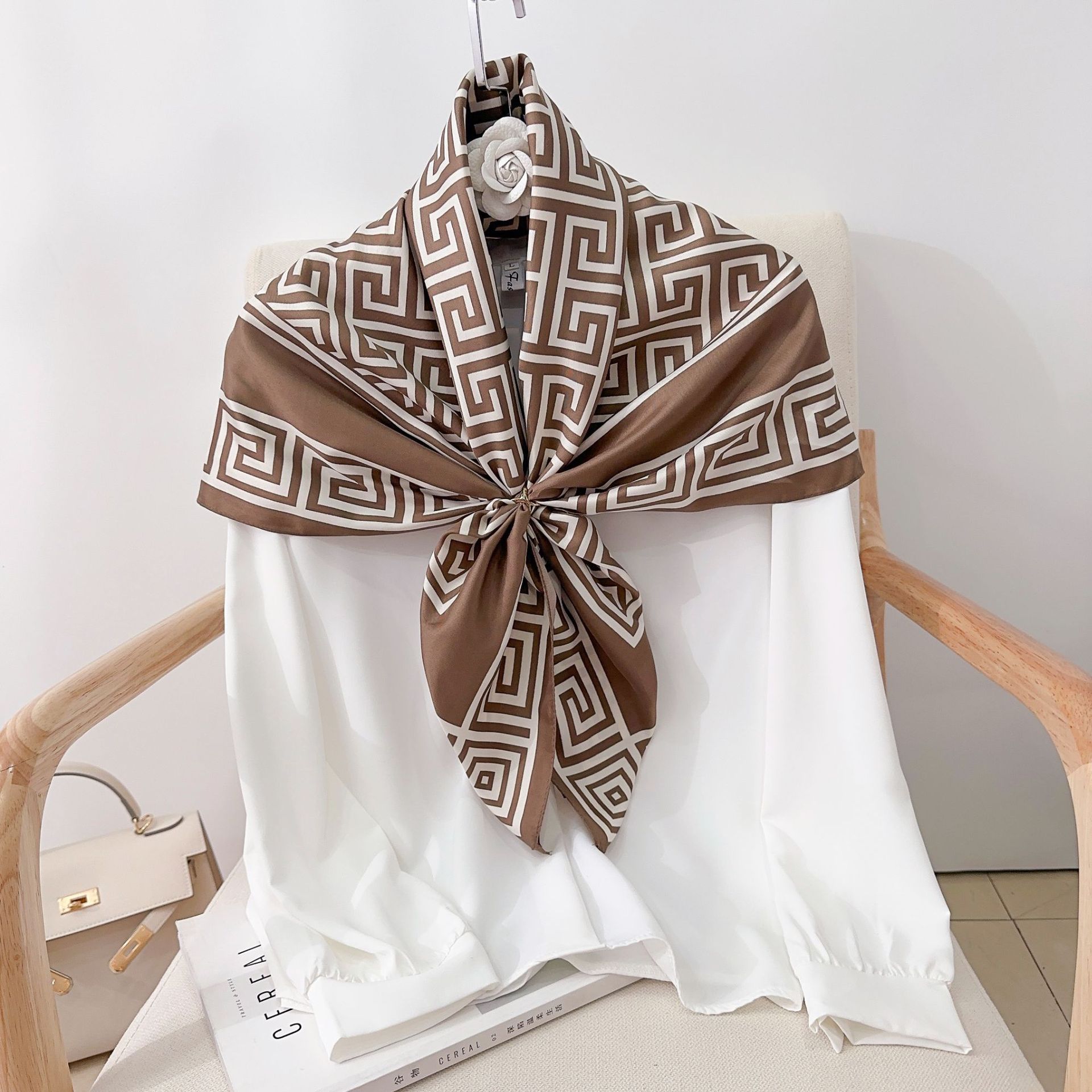 Châle carré en sergé imprimé pour femme, foulard de la présidence féminine, bandana pour les cheveux et les mains, écharpes de tête, hijab, protection solaire, 90cm