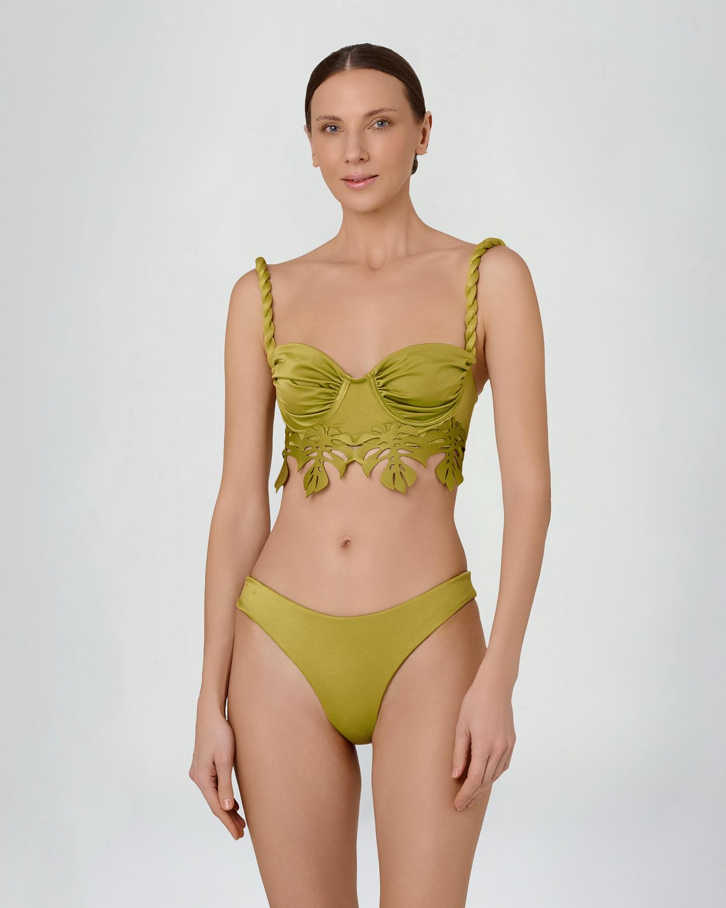 Ensemble de maillot de bain élégant pour femme avec short et applique feuille, nœud papillon, style bikini, tenue de plage
