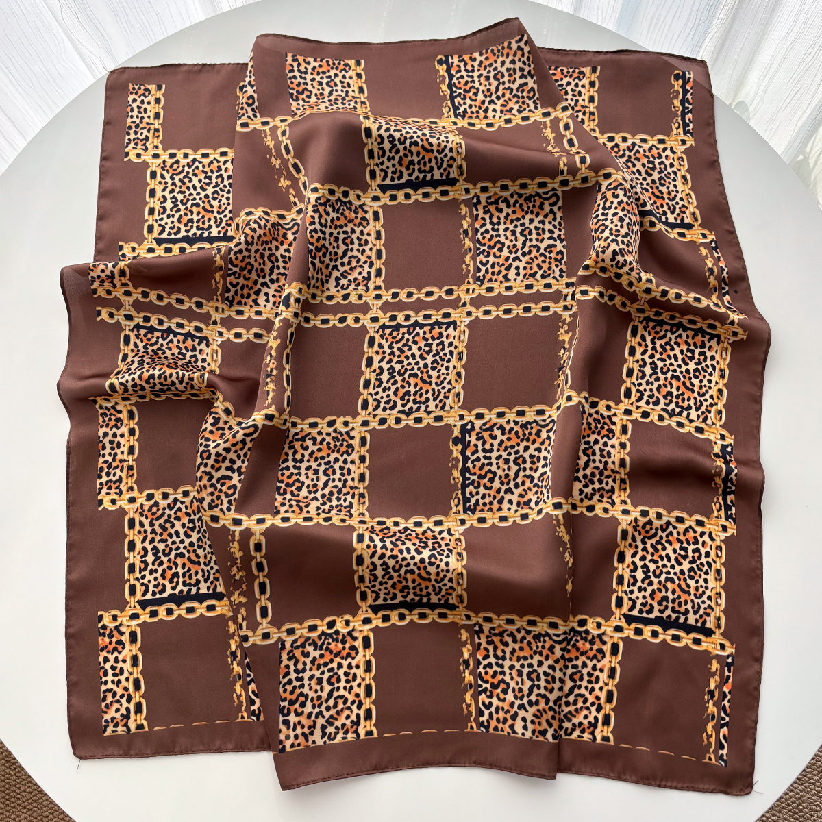 Foulard de luxe léopard pour femme, imitation soie, carré, bandeau, bandana, écharpe de cou, bandeaux pour la tête, été 2026