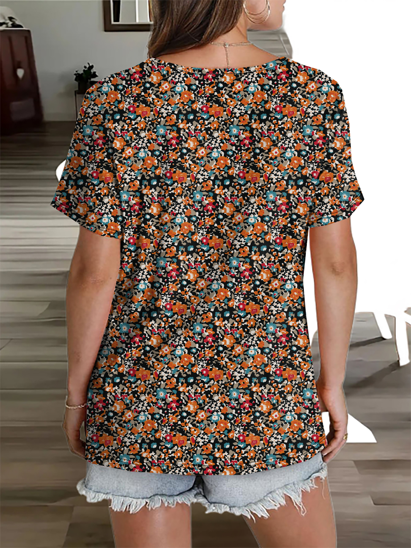 T-shirt à manches courtes à imprimé floral multicolore, grande taille, avec poitrine à volants et col en v