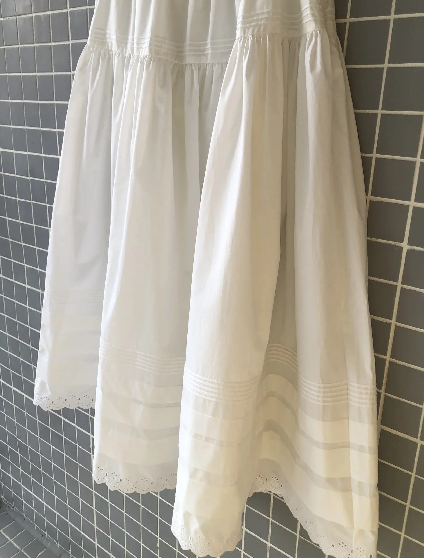 Jupe midi pour femme 100% coton, broderie patchwork, taille haute, coupe évasée, 2 couleurs