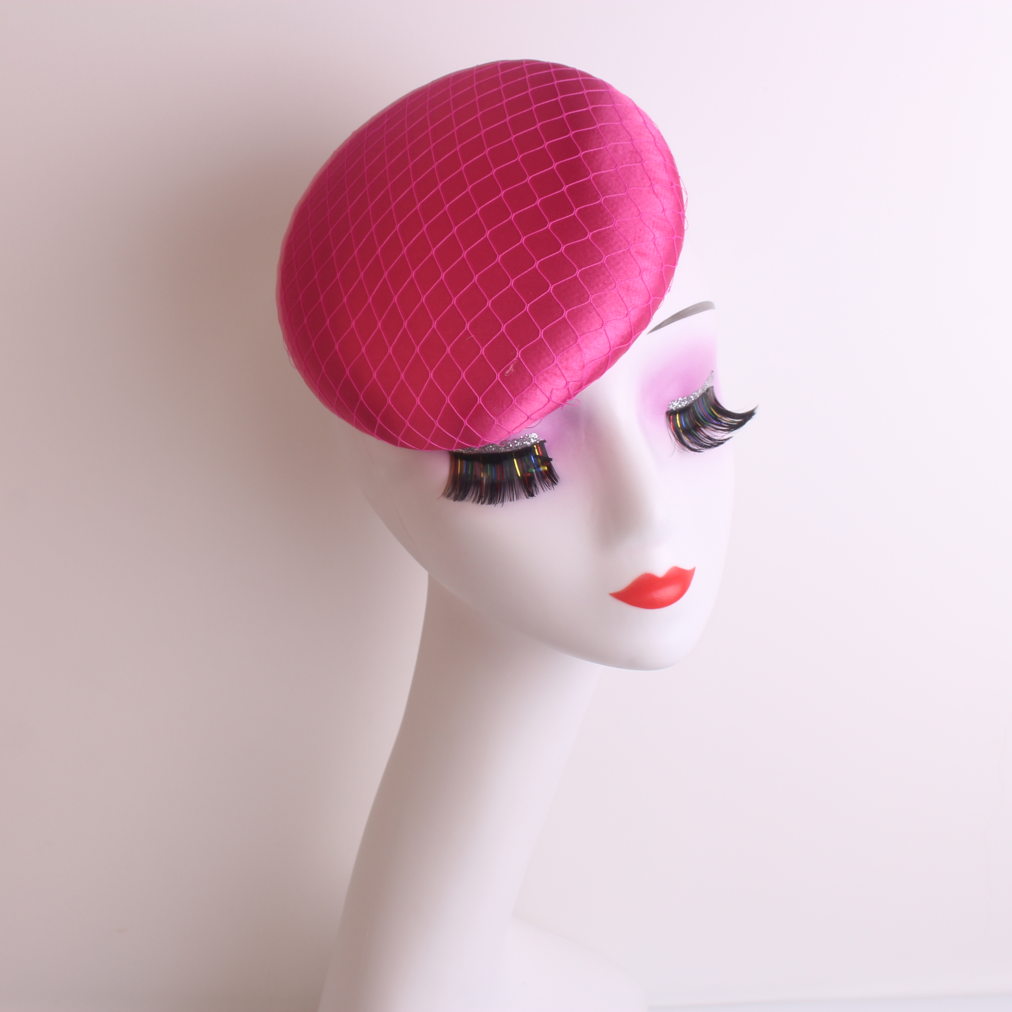 Chapeaux de fête en Satin de 15CM, accessoires pour cheveux, couvre-chef de Cocktail, chapeaux de mariée, chapellerie de mariage rouge, couvre-chef d'église