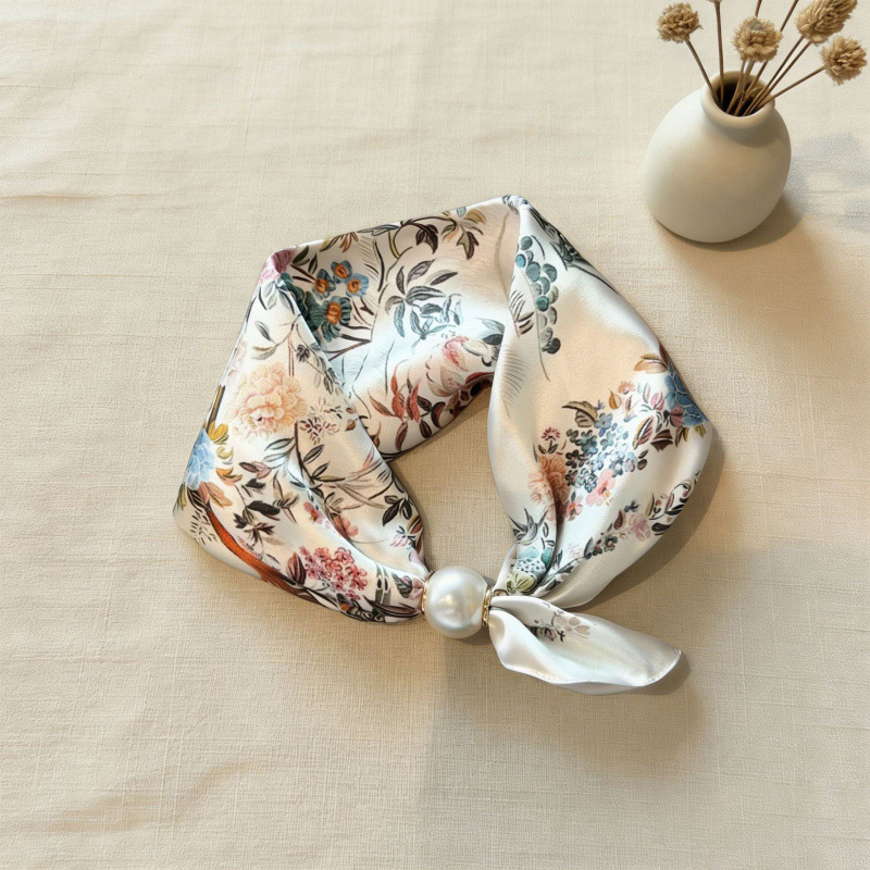 Écharpes fines en soie perlée printemps-été avec boucle magnétique, foulard paresseux pour femmes et jeunes filles, chaîne de clavicule élégante avec pendentif, écharpe de cou