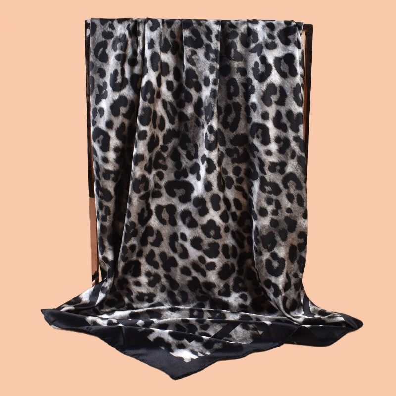Foulard carré en satin imprimé léopard de luxe pour femme, écharpe de tête, châle, bandana, 90 cm