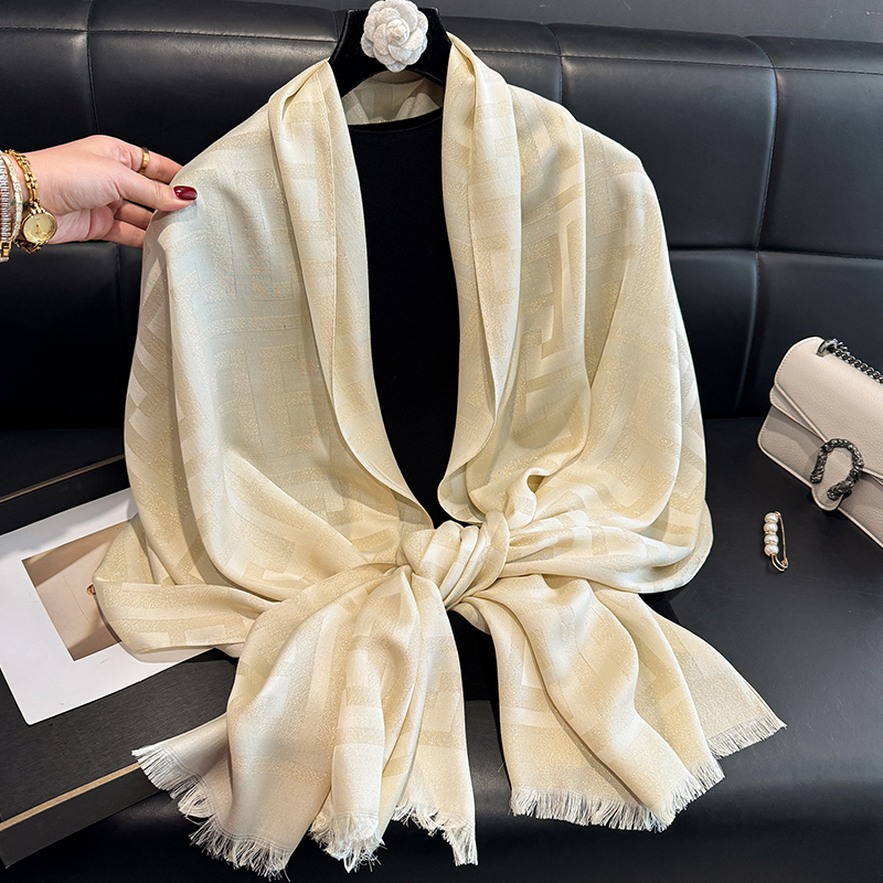2025 nouveau Design marque printemps femmes écharpe mode géométrie impression Hijabs foulards pour dames châles et enveloppes Pashmina étoles
