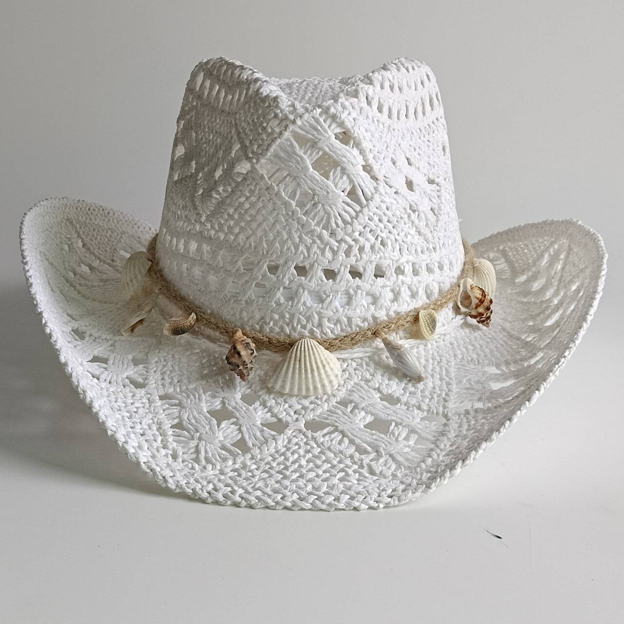 Chapeau de soleil bohème d'été en paille avec perles en bois et coquillages, style western pour femmes et hommes, chapeau de cowboy