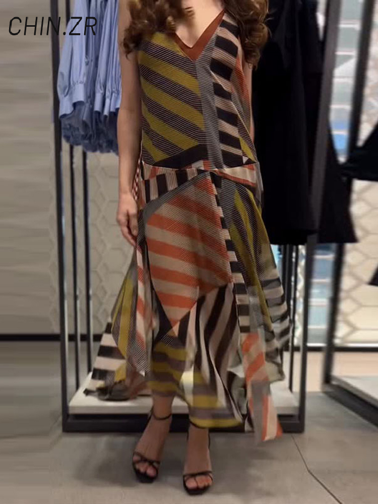Robe longue décontractée pour femme, imprimée patchwork, coupe ample, ourlet irrégulier, sans manches, collection Printemps-Été 2026, idéale pour les vacances