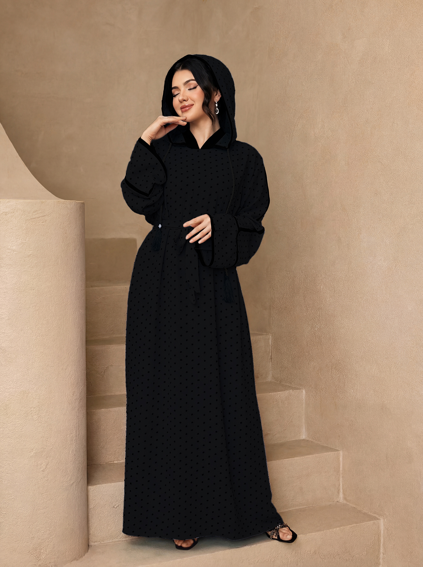 Robe longue Abaya à capuche à pois, avec bordure contrastante, manches évasées et ceinture intégrée, Kaftan modeste pour femmes musulmanes, tenue de tous les jours et de l'Aïd