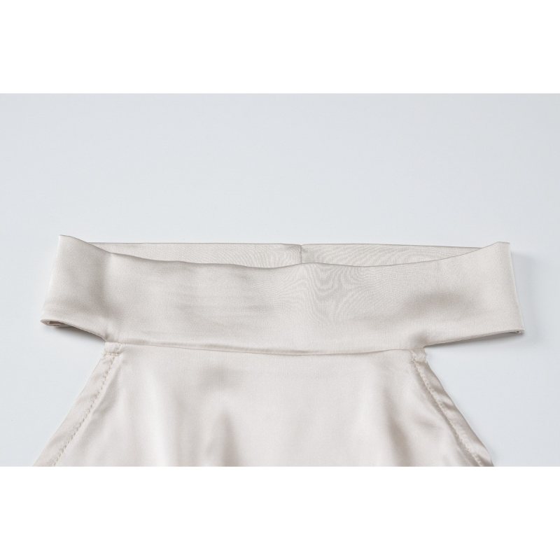 Robe longue sirène élégante en satin pour femme, col halter, drapé froncé à la taille, dos ouvert, coupe ajustée, robe de soirée formelle maxi