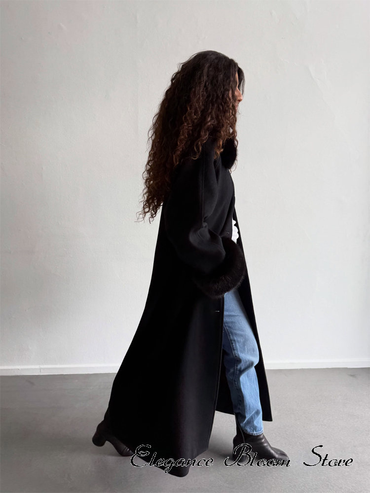 Manteau en laine mélangée pour femmes, uni, avec empiècements en fausse fourrure, col à revers, manches longues, à simple boutonnage, modèle 2026, vêtement chic pour femme.