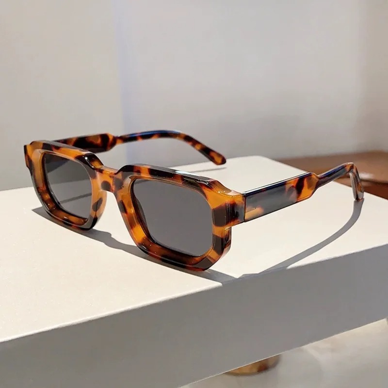 Lunettes de soleil rectangulaires pour hommes et femmes, lunettes de soleil tendance, design de marque de luxe, protection UV400, lunettes de soleil carrées pour femmes