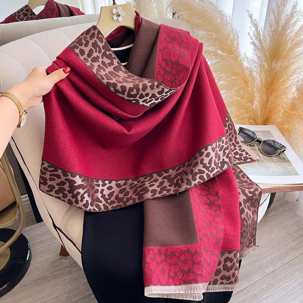 Nouveau luxe cachemire Plaid léopard écharpe hiver femmes Pashmina châles couverture chaude enveloppes femme épais foulards Bufanda foulards