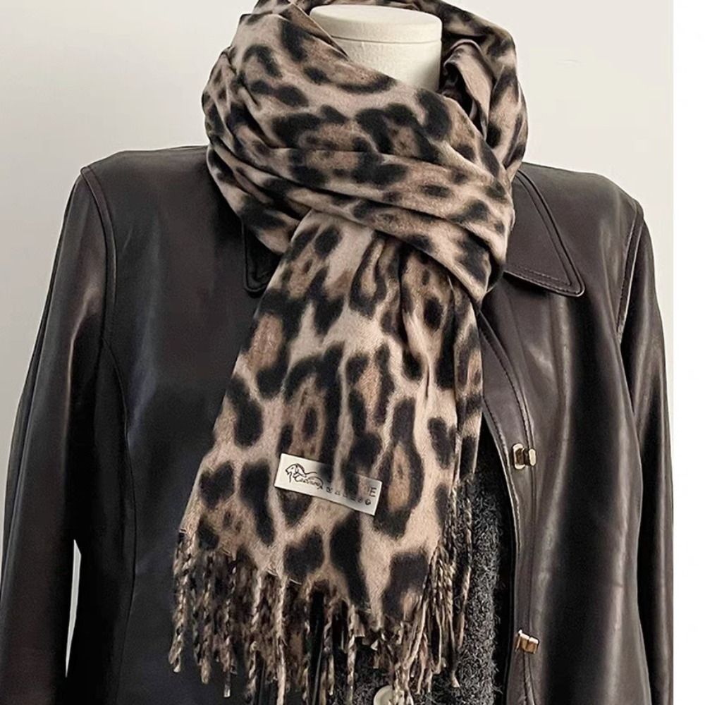 Mode léopard glands châle coupe-vent épaissi hiver chaud écharpe Imitation cachemire dame foulards enveloppes cou plus chaud