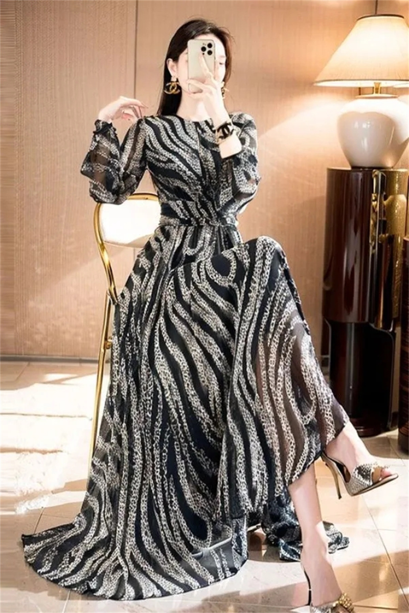 Tempérament à la mode élégant Socialite taille cintrée grande balançoire jupe longue Vnique belle Mature reine robe imprimée