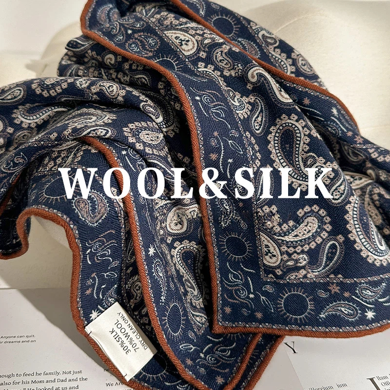 2026 Marque de luxe 70% laine 30% foulard en soie pour femmes chaud cou plus chaud Vintage bleu marine ethnique Paisley imprimé foulards dames
