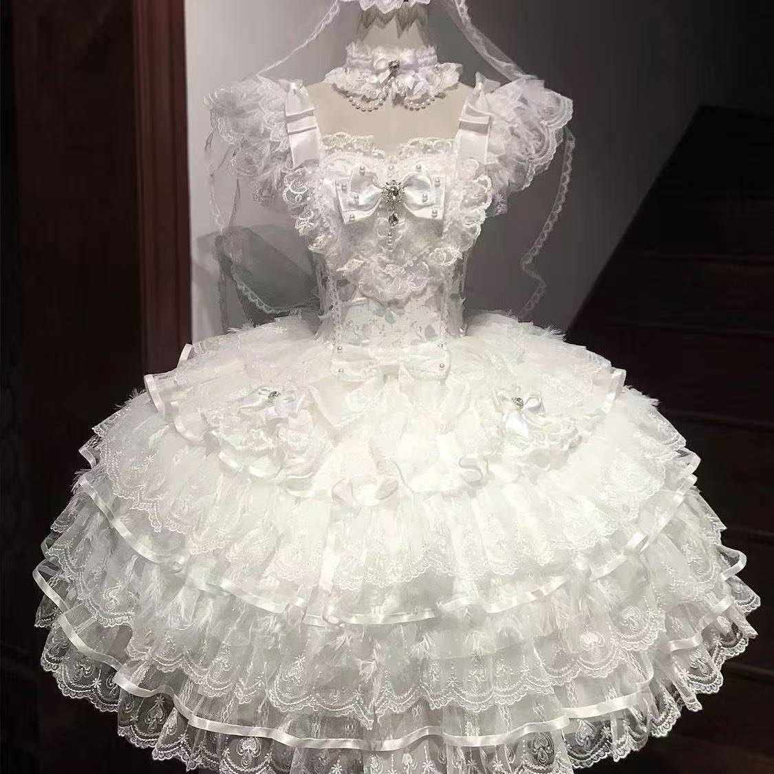 Robe Lolita à volants en dentelle 2026, tenue de cosplay japonaise, vêtement Y2K, robe de fête imprimée nœud, style mode Kawaii
