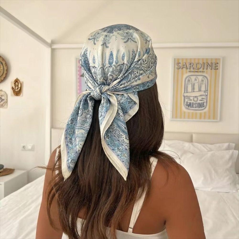 Écharpe carrée de luxe en soie 70*70cm, matière en soie, foulard en soie, texture douce, motif imprimé, écharpes en soie pour femmes et filles