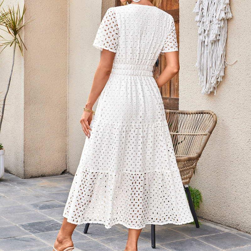 Robe longue de plage décontractée pour femmes, col en v, ajourée, plissée, manches courtes, couleur unie, mode dames, robes Maxi, été