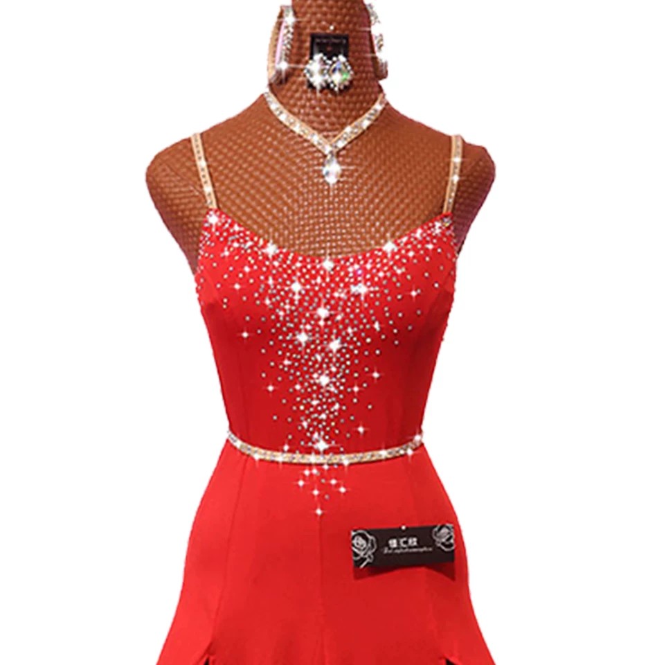 Nouvelle robe de flamenco rouge à fente haute pour performance, robe de danse Rumba brillante avec grande jupe pour concours de danse latine