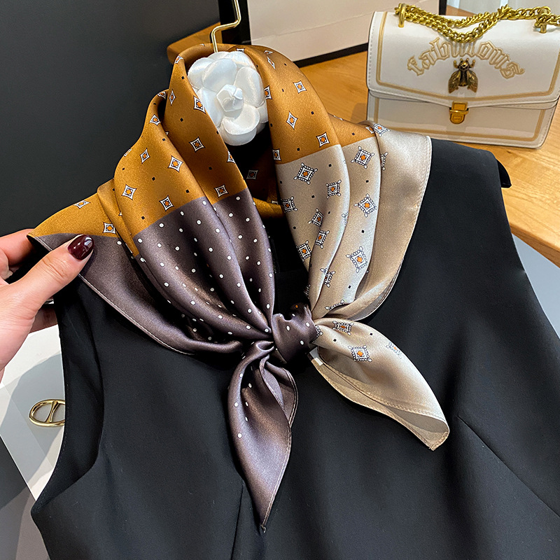 Foulard carré en soie de marque de luxe pour femmes, châles et enveloppes de bureau, petits cheveux, Hijabs, Foulard pour dames, 70x70cm, 2023