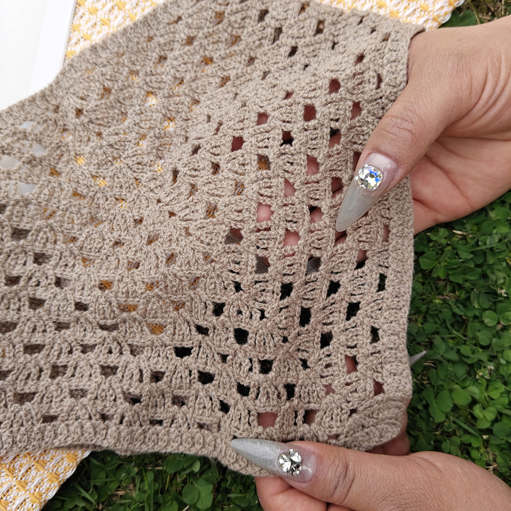 Foulard d'été en tricot crocheté, bandanas ajourés au crochet, écharpes triangulaires vintage, bandeaux et accessoires pour cheveux pour filles et femmes