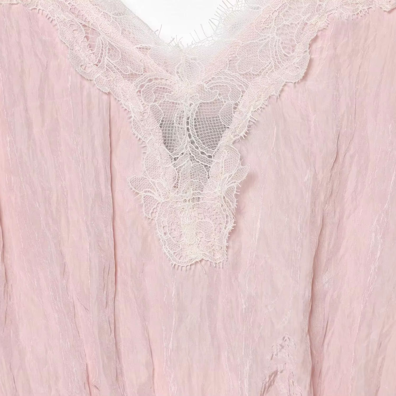 Haut court élégant rose en dentelle patchwork pour femme, style européen, col en V, dos nu, sans manches, collection été 2026