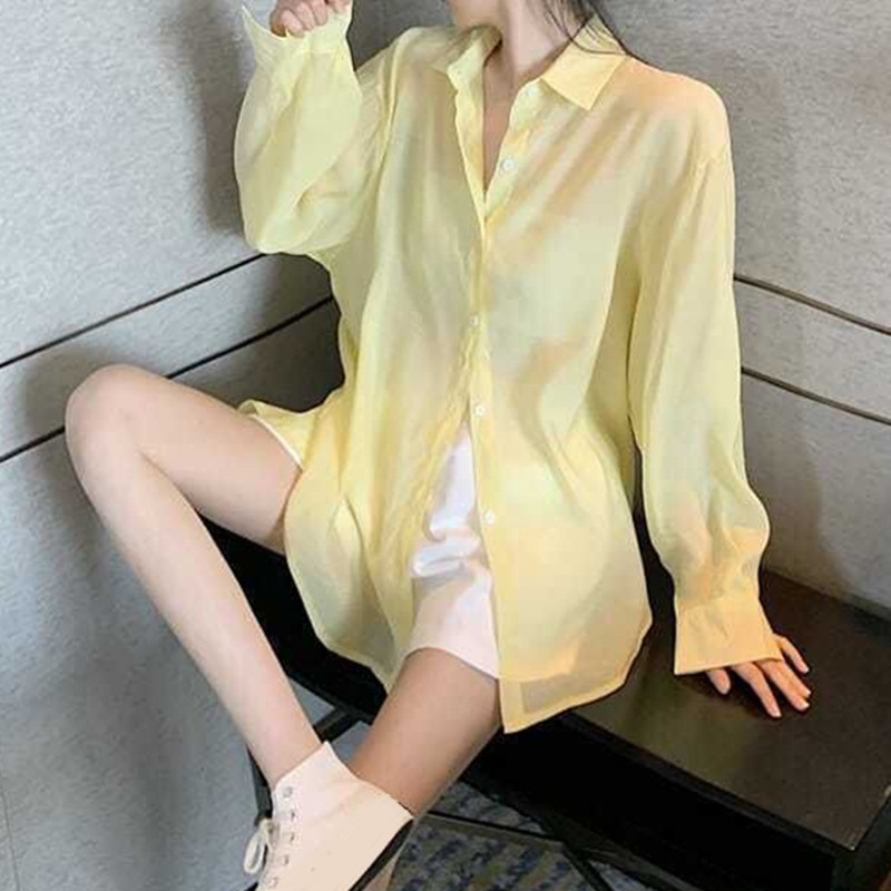 Femmes mode coréenne dos fendu à lacets chemises été mince à manches longues crème solaire chemise femmes décontracté ample vacances plage Blouse