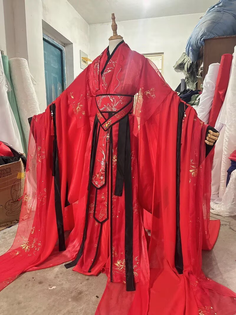 Robe de mariée Hanfu rouge personnalisable pour femme, costume traditionnel chinois ancien avec broderie, idéale pour le cosplay et la photographie