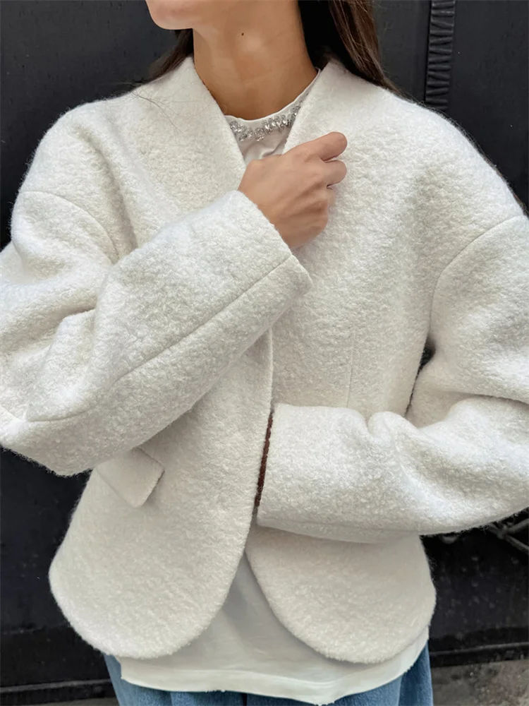 Vestes en tricot amples blanches pour femmes, mode élégante, taille haute, mode automne 2025, vêtements d'extérieur de luxe pour dames