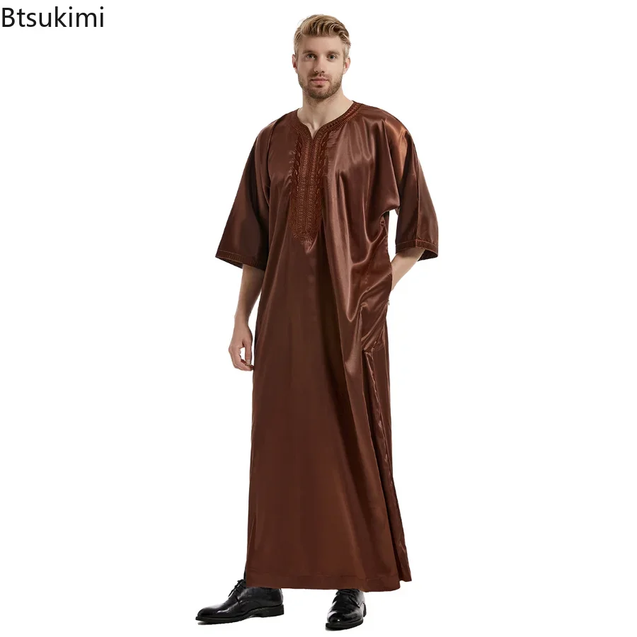 Robe longue musulmane pour homme Eid, style Jubba Thobe Abaya, en satin brodé, Kimono, Caftan, style saoudien, Dubaï, Arabe