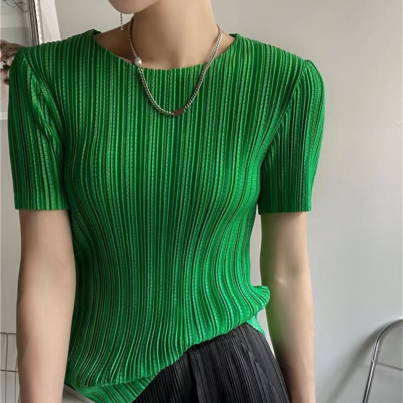 Femme vêtements haut femmes Miyake plissé à manches courtes femme été mince élastique col rond Joker mince plissé creux T-shirt