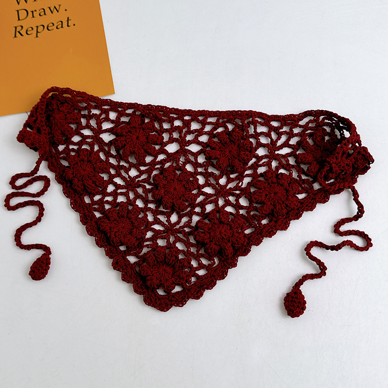Bohème creux fleur Triangle serviette bandeau femmes à la main fil de coton tissé couvre-chef tricoté bandeau