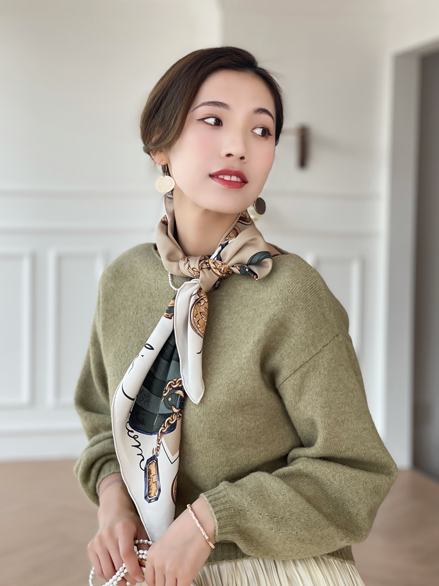 Foulard en soie sergé pour femmes, 90CM, Bandanas, marques de luxe, châles à roulettes, tête, cheveux, cou, accessoires de décoration, cadeau de noël