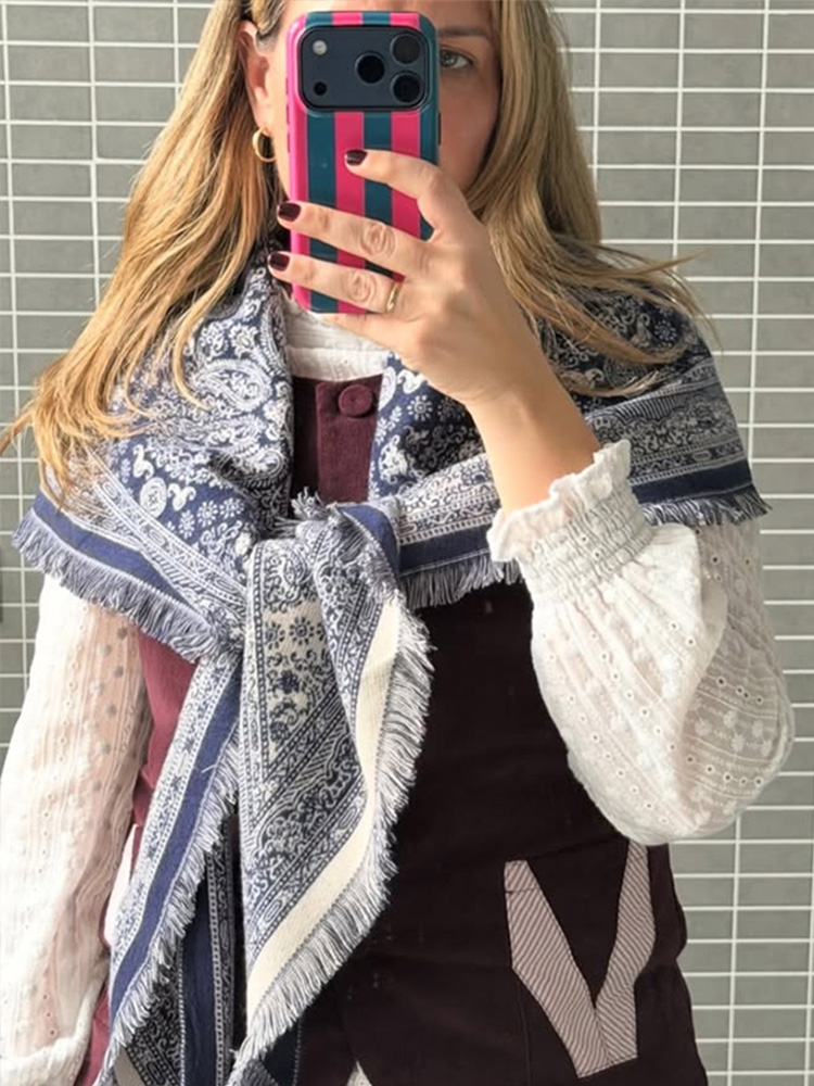 Écharpe réversible en tricot à motif paisley pour femmes, avec franges et pompons, châle chaud, élégant et décontracté, idéal pour les tenues quotidiennes d'automne et d'hiver.