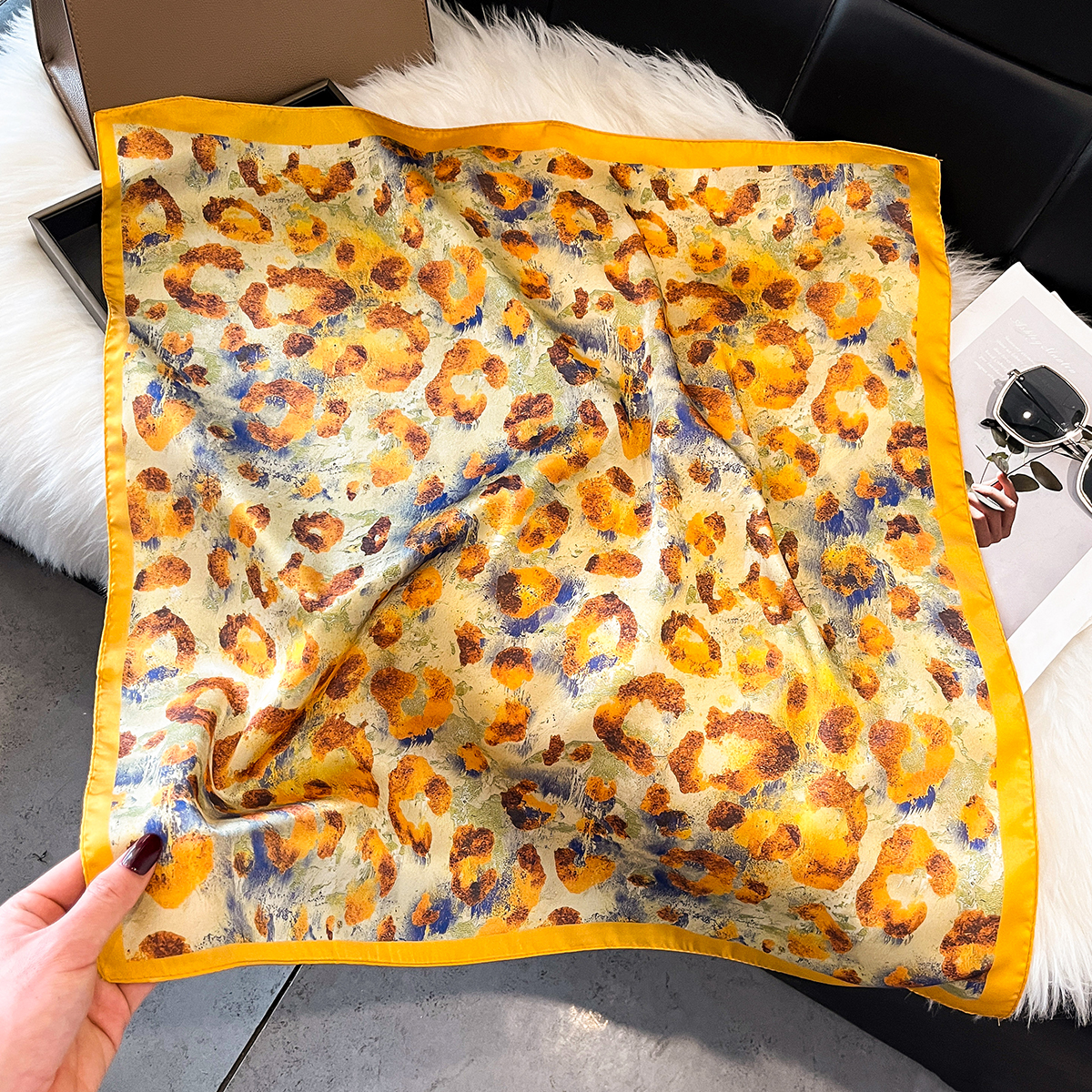 Écharpe en Soie pour Femme, Foulard Carré, Bandana, Hijab, Écharpe à Motifs Floraux, Châle, Bandeau pour Cheveux, Foulard de Luxe
