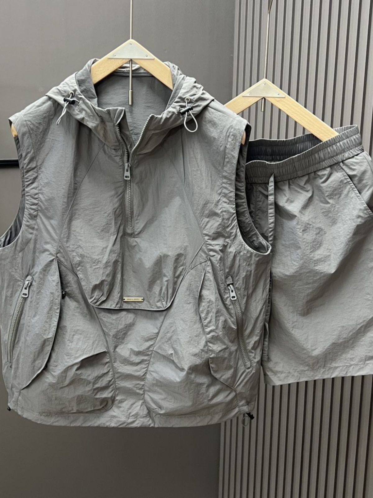 Costume décontracté sans manches à capuche pour hommes, vêtements de travail d'été, fin, ample, mode Couple, gilet sans manches, short, ensemble deux pièces