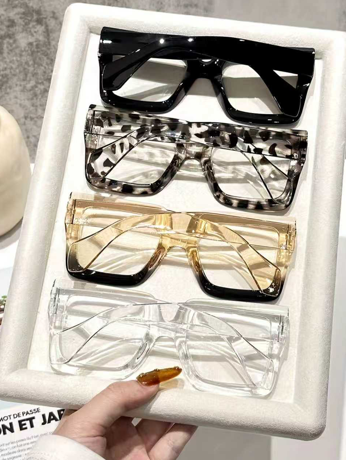 Ensemble de lunettes à monture rectangulaire surdimensionnée 4 pièces, montures multicolores avec lentilles transparentes, adapté à un usage quotidien et aux cadeaux de vacances