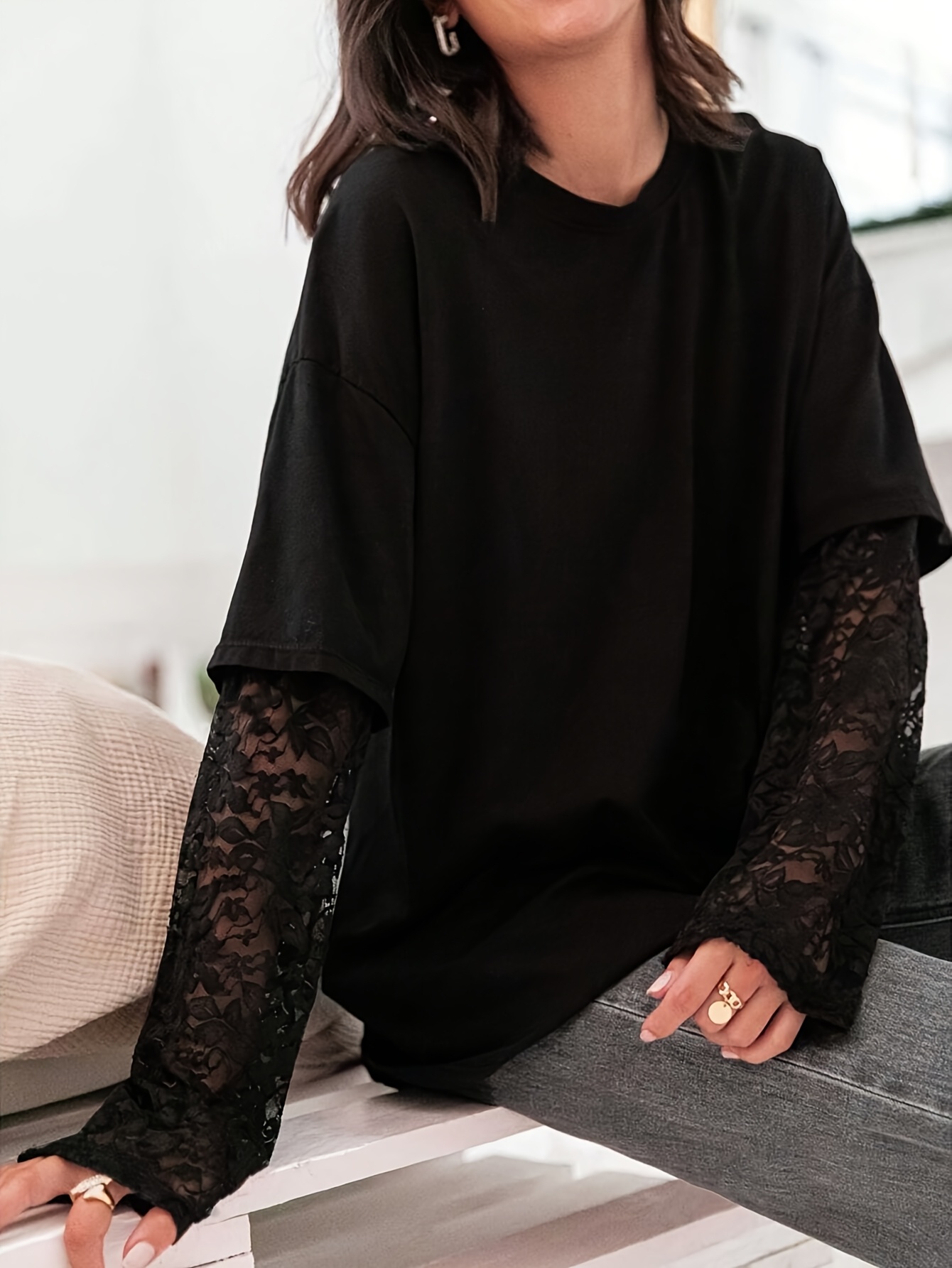 T-shirt ample à manches longues pour femmes, couleur unie, avec empiècements en dentelle, chemisier tendance pour le printemps, l'été et l'automne