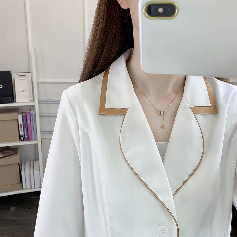 Blanc court beauté uniforme robe spa rose gommage hauts blanc grande taille noir Salon toilettage vêtements laboratoire blouse logo esthéticienne haut