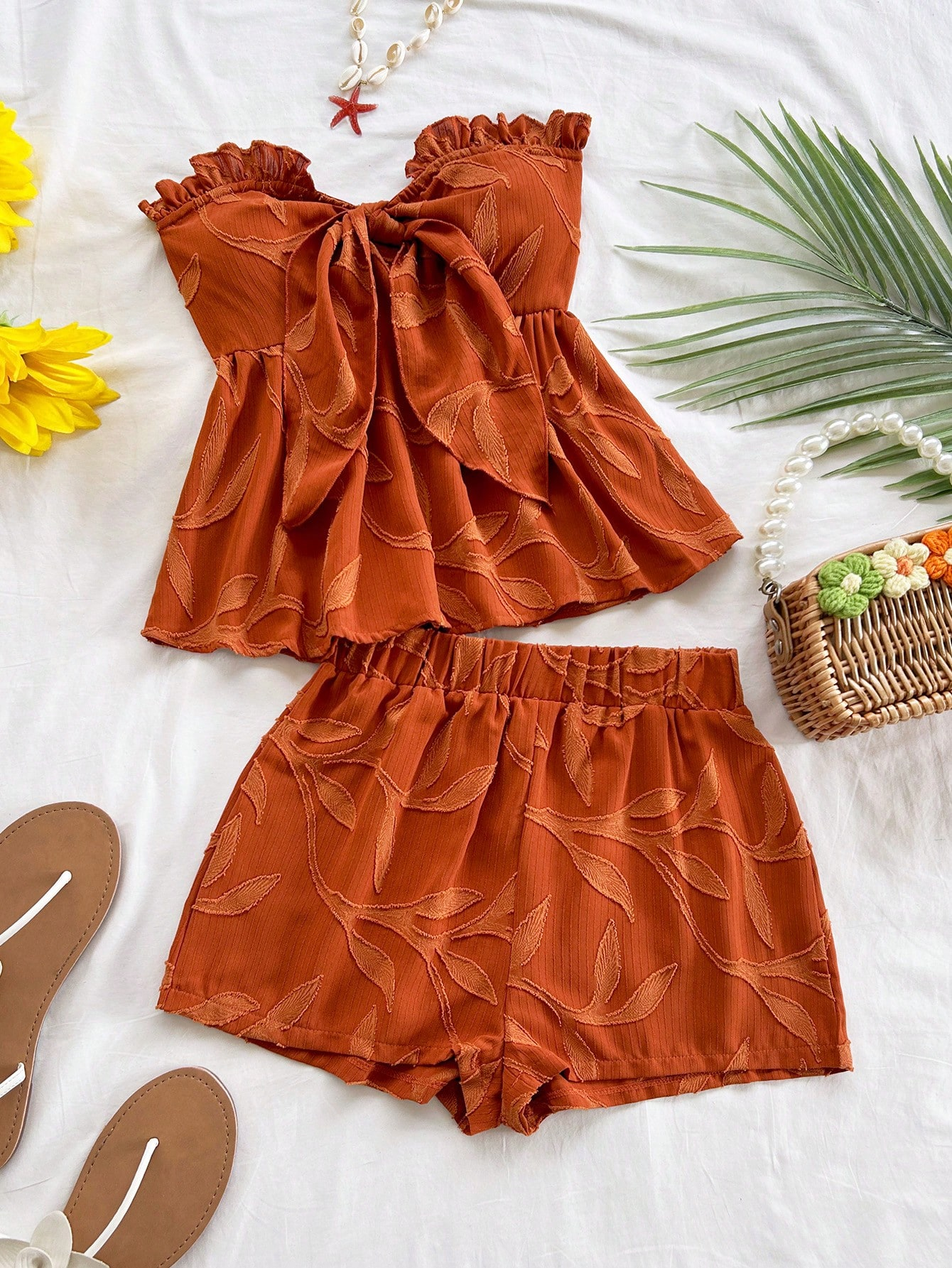 Ensemble 2 pièces pour femmes comprenant un haut imprimé orange-rouge et un short décontracté, parfait pour le quotidien, les vacances, les fêtes et les rendez-vous