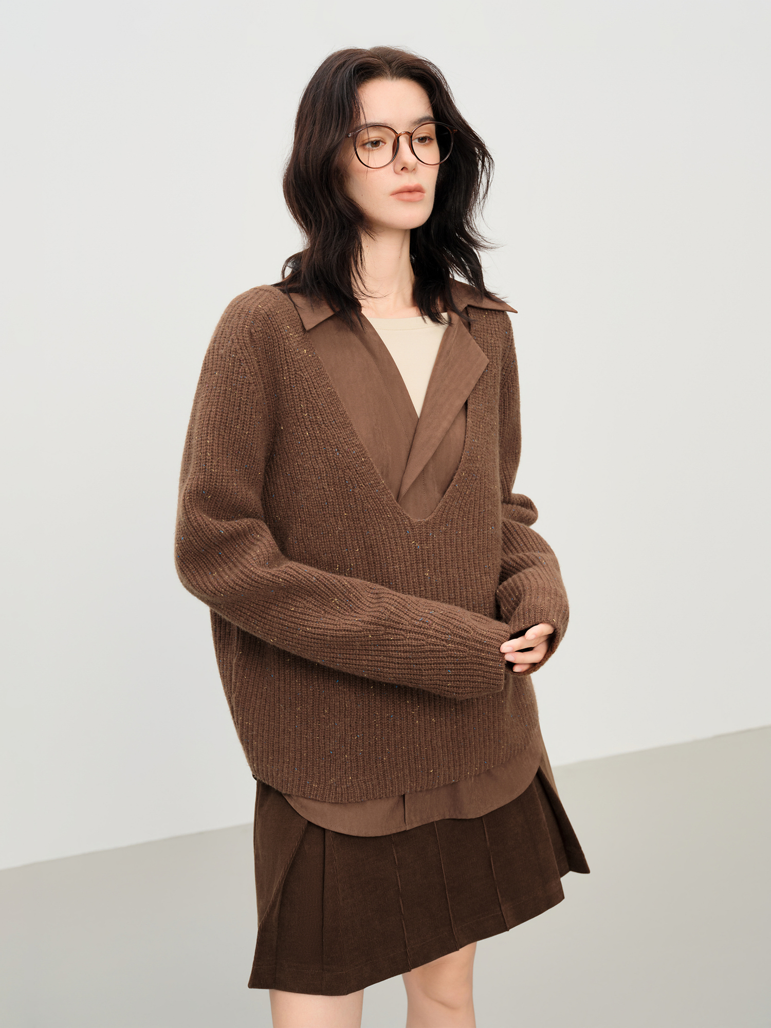 FSLE Winter 2025 Pull ample à col en V pour femme – Pull en pure laine avec coupe décontractée pour un confort décontracté