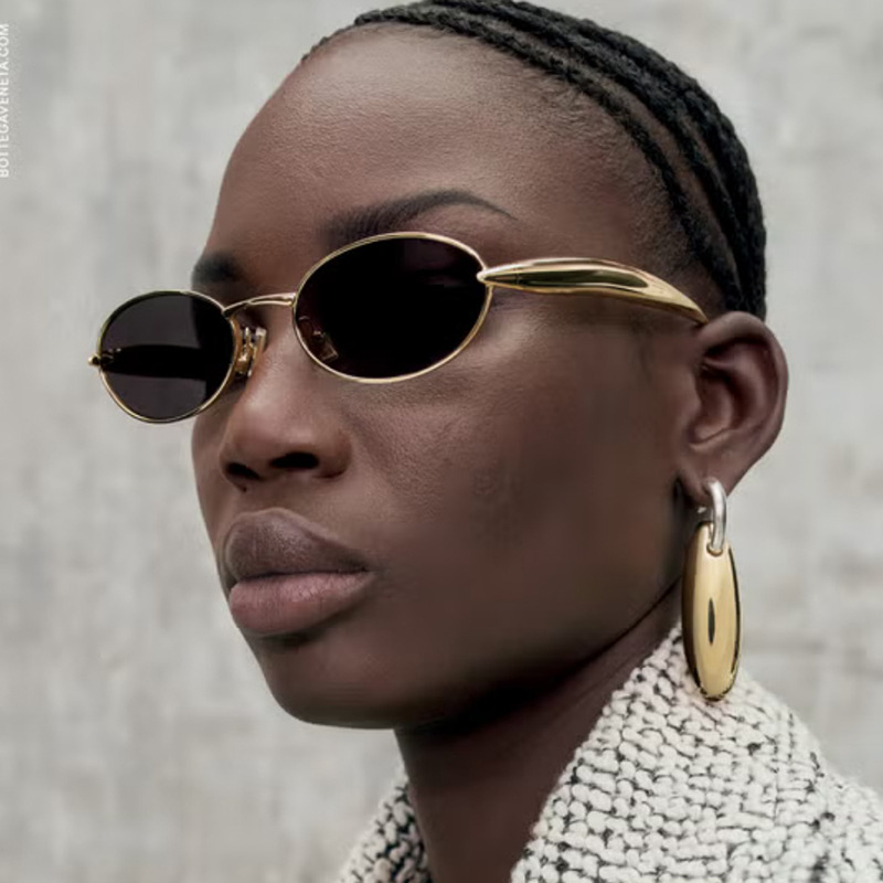 Marque de luxe cadre ovale lunettes de soleil femmes à la mode ronde petit cadre lunettes de soleil nuances classiques de haute qualité classique lunettes pour hommes