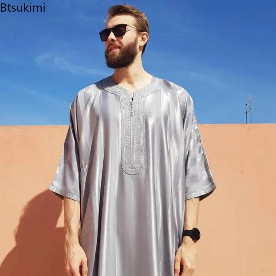 Nouveau 2026 hommes arabe musulman mode vêtements islamiques hommes brodé Jubba Thobes Homme caftan marocain Eid prière longue Robe Robe